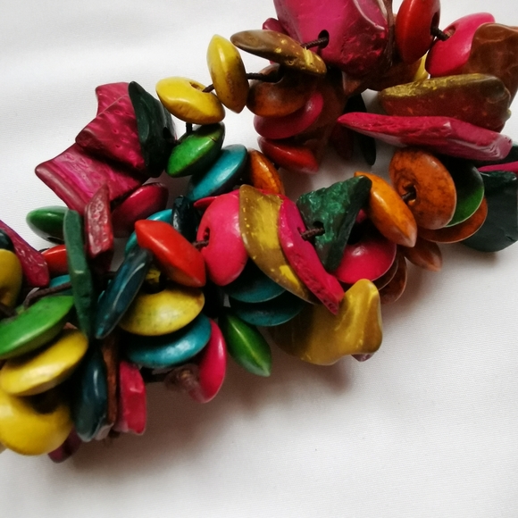 Bohemian Coconut Shell Bracelet - Picture 4 of 5